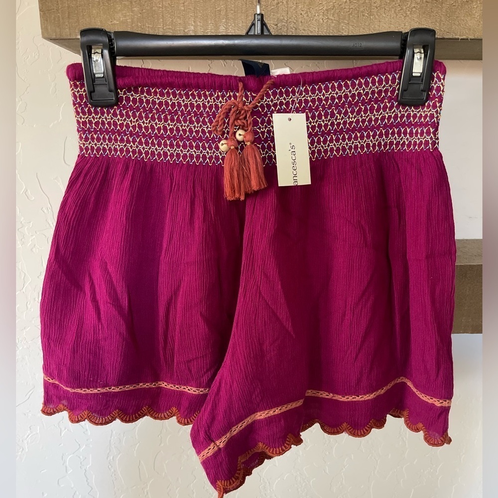 Blue Rain Francesca’s| Stretch Waist, Pull On Boho Tassel Shorts, Embroidered•••